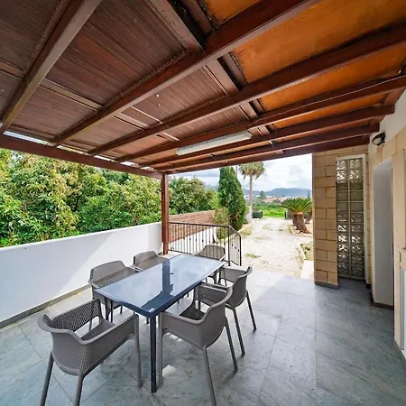 Seafront Agnanti In Paphos With Private Pool And Games Villa *