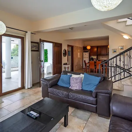 Villa Seafront Agnanti In Paphos With Private Pool And Games *