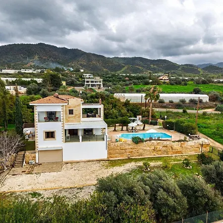 Seafront Agnanti In Paphos With Private Pool And Games