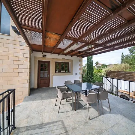 Seafront Agnanti In Paphos With Private Pool And Games *